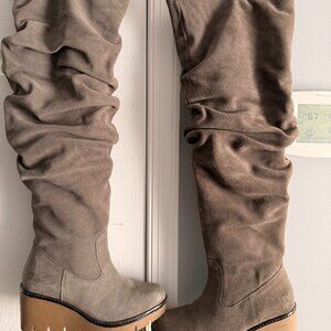 Vintage Foundry Co. Grey Maisie Slouchy Over the knee Suede Wedge Boot Size 7.5
